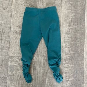 Peekaboo Beans Leggings